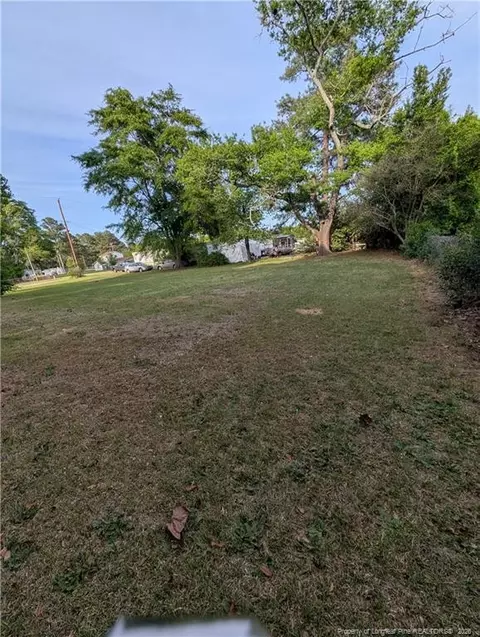 705 Peele St, Laurinburg, NC 28352