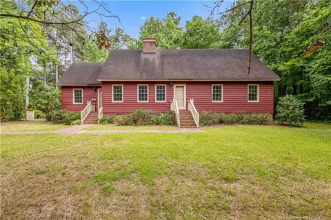353 Covered Bridge Ln, Sanford, NC 27330