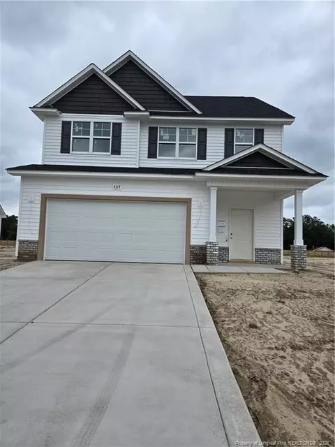 4317 Kirkhill Ct, Wade, NC 28395