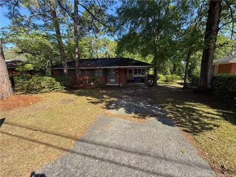 1876 Gola Dr, Fayetteville, NC 28301