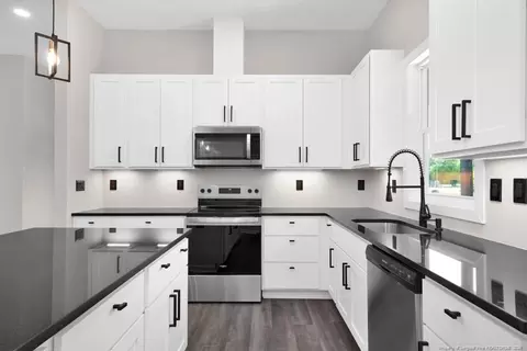 Kitchen - 3025 Old Stage Rd S, Erwin, NC 28339 photo 5 of 7