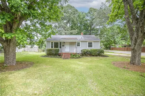 407 Hicks Ave, Fayetteville, NC 28304