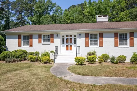 505 Lafayette St, Clinton, NC 28328