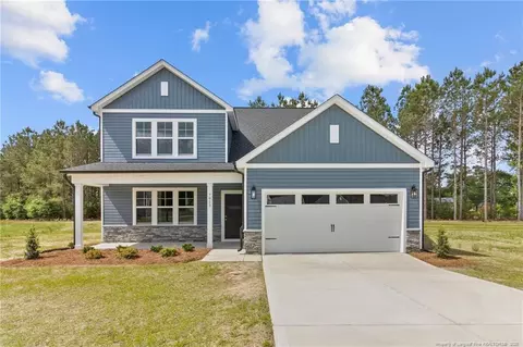7823 Iron Ct, Fayetteville, NC 28306