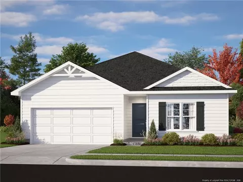 27 Coachman Ln, Autryville, NC 28318