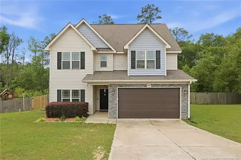 5142 Paul Peel Pl, Hope Mills, NC 28348