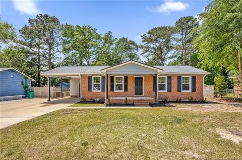 3220 Periwinkle Dr, Fayetteville, NC 28306