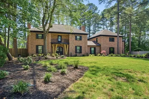 400 Kingsford Ct, Fayetteville, NC 28314