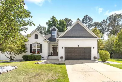 327 Ridgeway Ct, Fayetteville, NC 28311