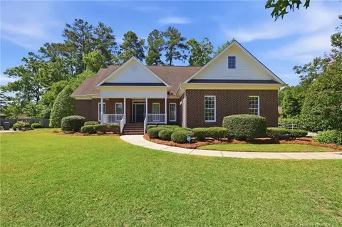 1102 Laurel Oak Ln, Lumberton, NC 28358