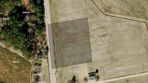 Hwy 710 Highway, Pembroke, NC 28372