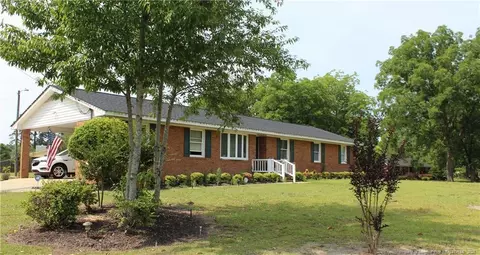 2038 Dunn Rd, Eastover, NC 28312