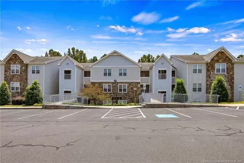 158 Gallery Dr #302, Spring Lake, NC 28390