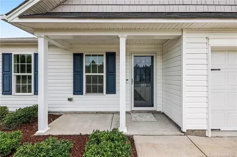 103 Sampson Ct, Selma, NC 27576 photo 8