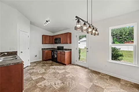 103 Sampson Ct, Selma, NC 27576 photo 12