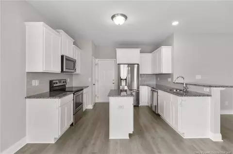 206 Pendleton St, Raeford, NC 28376 photo 17