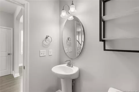 206 Pendleton St, Raeford, NC 28376 photo 5