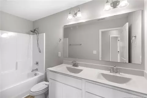 206 Pendleton St, Raeford, NC 28376 photo 37
