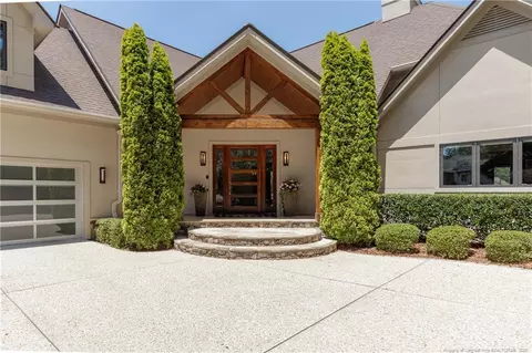 125 Belfair Ct, Southern Pines, NC 28387