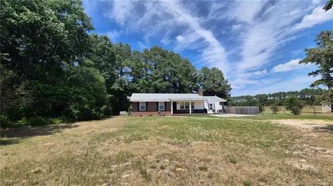 487 Wright Rd, Vass, NC 28394 photo 2