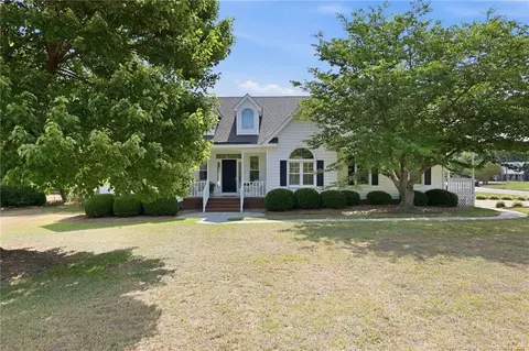 1118 Warren Rd, Erwin, NC 28339 photo 2