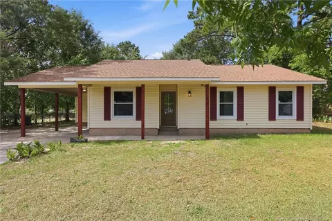 1936 Wordsworth Dr, Fayetteville, NC 28304