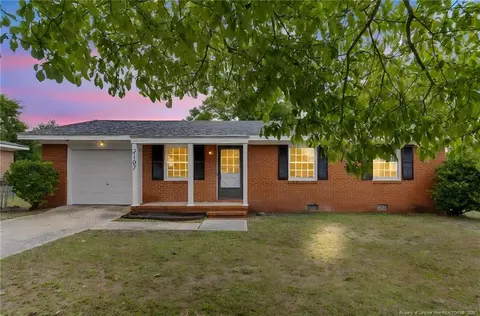 2107 Quailridge Dr, Fayetteville, NC 28304