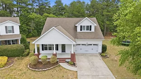 104 Lightwater Ct, Aberdeen, NC 28315