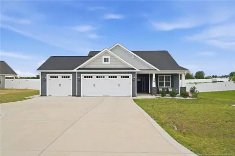 208 Hillwood Dr, Sanford, NC 27332