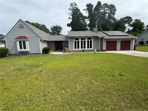 685 Glenola St, Fayetteville, NC 28311