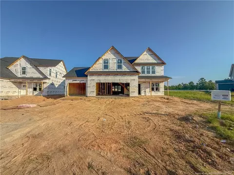 6641 Carswell Dr, Fayetteville, NC 28311