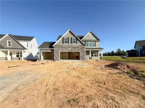 6641 Carswell Dr, Fayetteville, NC 28311