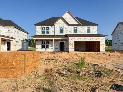 6633 Carswell Dr, Fayetteville, NC 28311