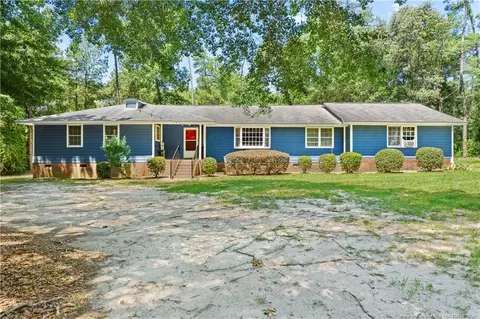 6375 Bingham Pl, Fayetteville, NC 28304