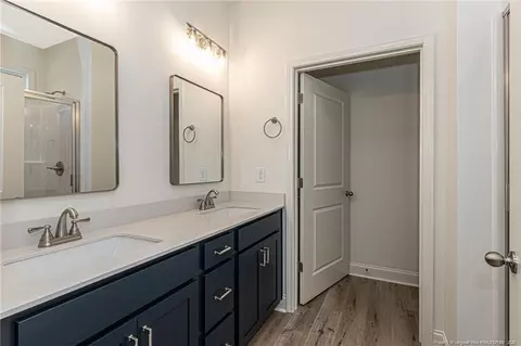 Bath - 404 Gleneagles Ct, Fayetteville, NC 28311 photo 1 of 7