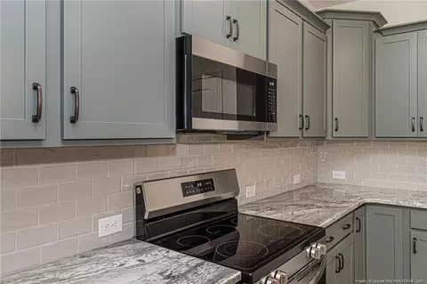 Kitchen - 404 Gleneagles Ct, Fayetteville, NC 28311 photo 4 of 5
