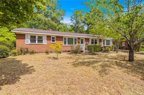 3220 Broadview Dr, Fayetteville, NC 28301