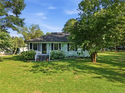 4580 Mill St, Hope Mills, NC 28348