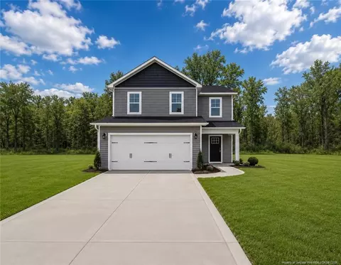 202 Lanier Dr, Spring Lake, NC 28390