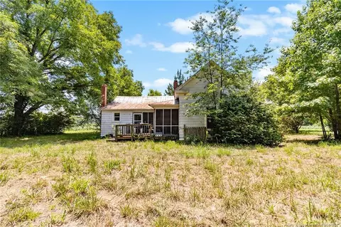 229 Fawn Ln, Sanford, NC 27330