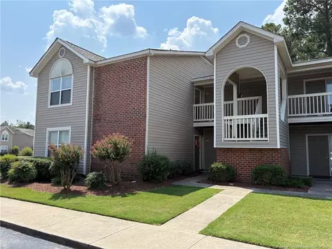 676 Bartons Landing Pl #5, Fayetteville, NC 28314