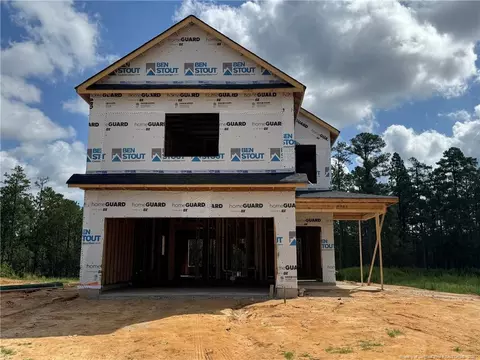 198 Holden Ln, Aberdeen, NC 28315