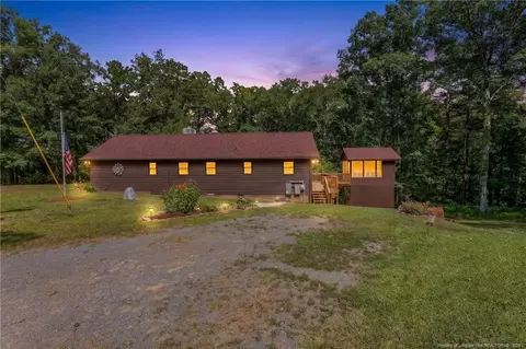 600 Winding Creek Dr, Carthage, NC 28327