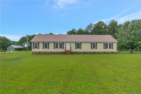 1100 Brisson Rd, Saint Pauls, NC 28384