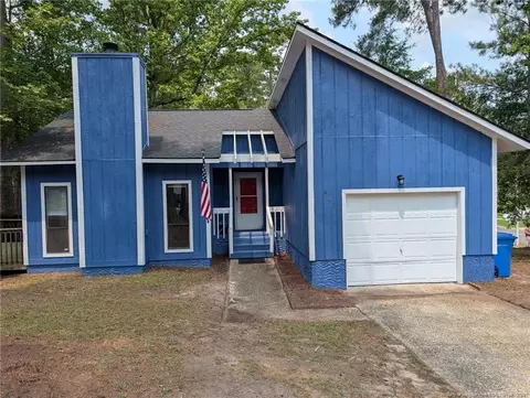 482 Corning Pl, Fayetteville, NC 28314