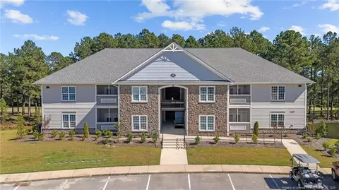260 Gallery Dr #101, Spring Lake, NC 28390