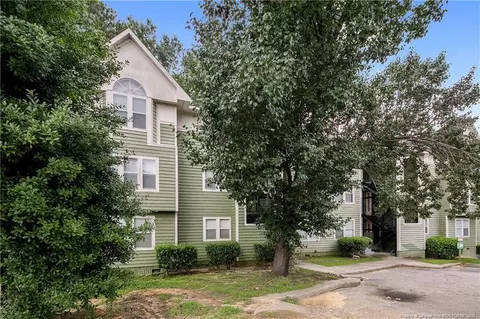 6724 Willowbrook Dr #7, Fayetteville, NC 28314