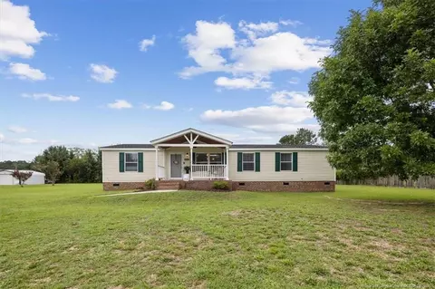 1436 E Green Springs Rd, Parkton, NC 28371