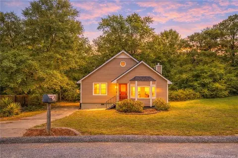 110 Bruce Ln, Spring Lake, NC 28390