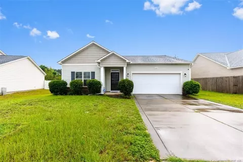 2683 Green Heron Dr, Fayetteville, NC 28306
